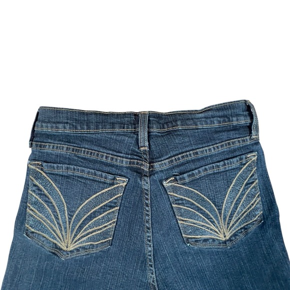 NYDJ Not Your Daughter's Jeans Size 8 Bootcut Lift Tuck Technology Medium Wash - Picture 4 of 9